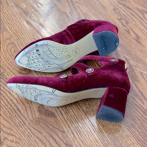 Bella-Vita Ruby Velvet Heels Size 7 1/2 - Picture 5 of 5